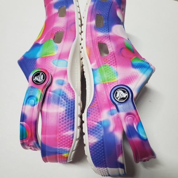 CROCS CLASSIC SOLARIZED CLOGS SOLAR RAINBOW UNISEX SZ M4/W6 pre-owned - Picture 7 of 8